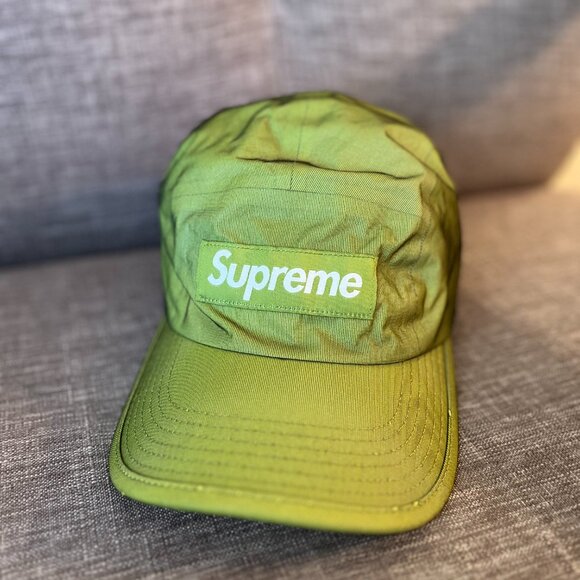 Supreme SS22 Reflective Mesh Camp Cap in Green - Picture 1 of 6